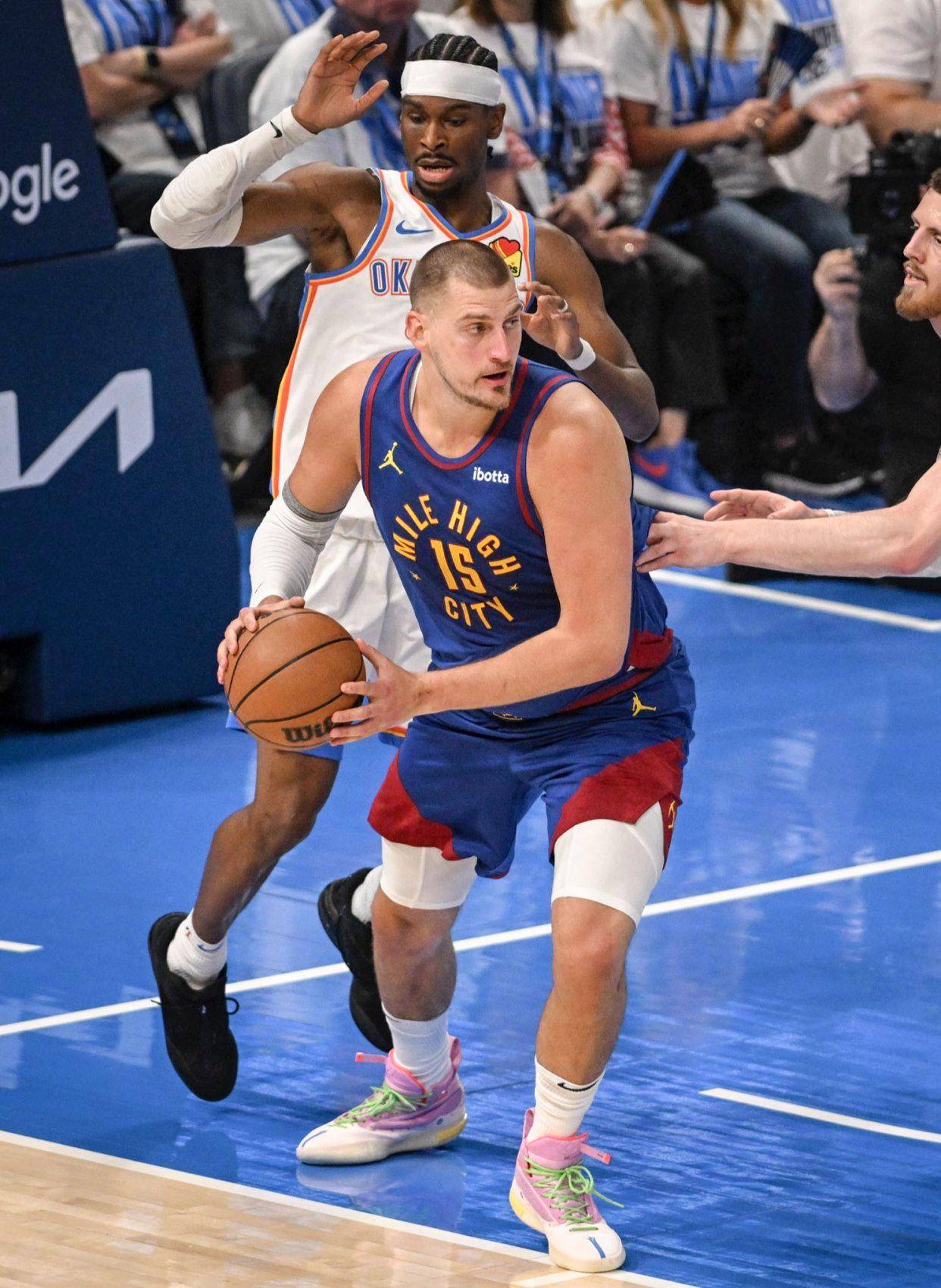 其支持者极 其支持者极